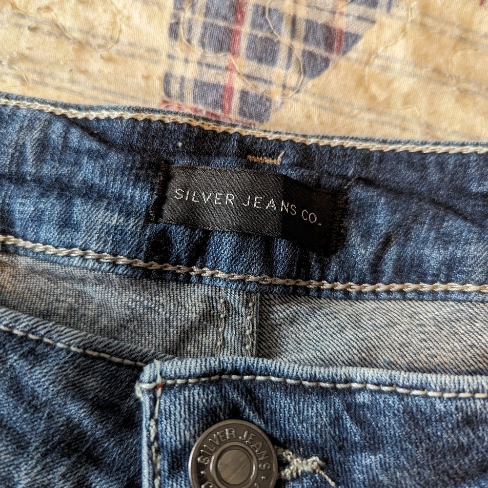 Almost new Silver Suki Slim Bootcut Jeans size 33/33. Worn very little